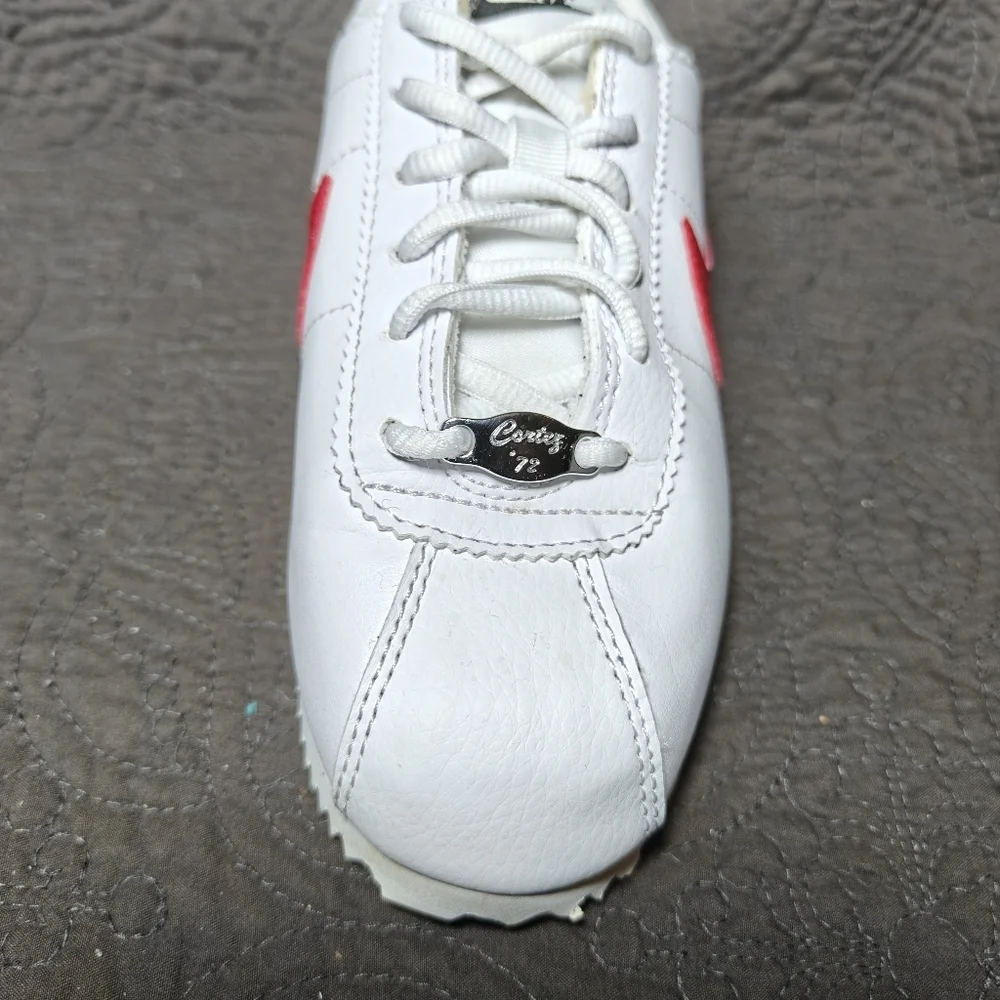 Nike Cortez Basic Leather White Pink Classic Sneakers Big Kid Youth Shoe Size 4Y